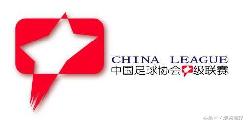 雨中看球赛,雨中足球比赛