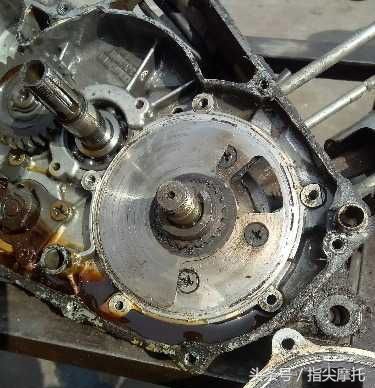 老款铃木tr125摩托改装,最老款铃木tr125