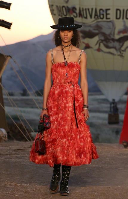 奢侈品lvgucci丝巾大全,奢侈品lv日本