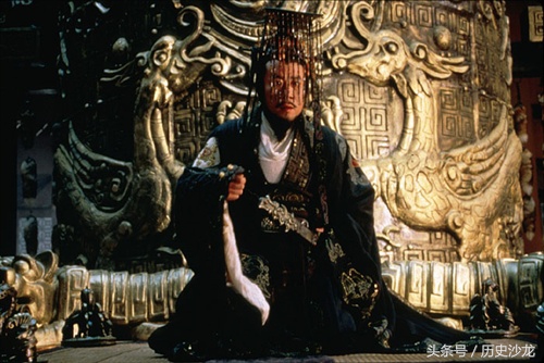 秦陵兵马俑不戴头盔,秦陵兵马俑是否有人工讲解