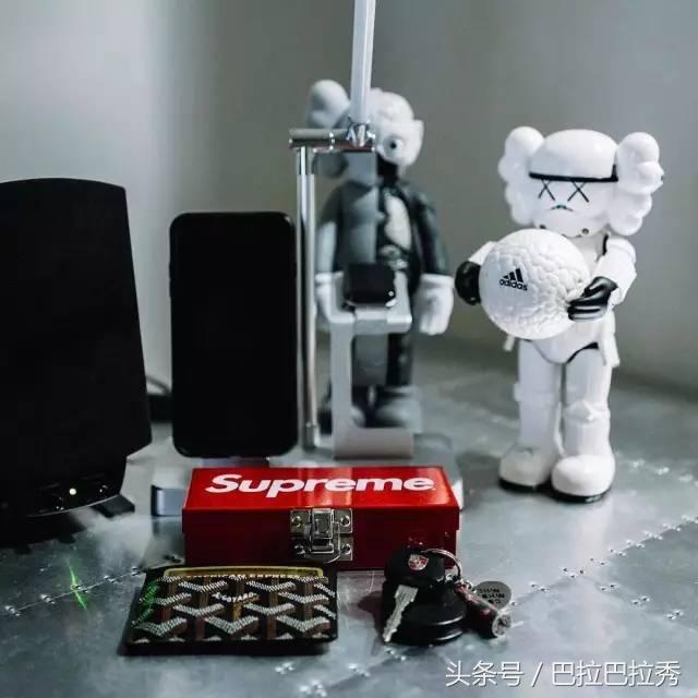 在潮牌店体验当潮牌主理人的一天,第一次走进潮牌店要注意什么