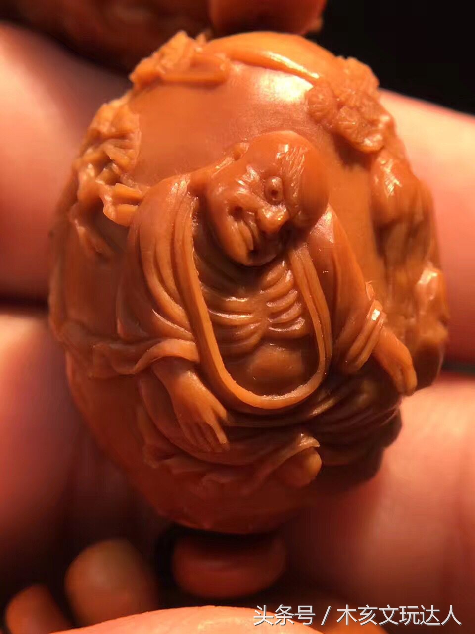苏工橄榄核雕手串美女题材,橄榄核雕大师排名苏工