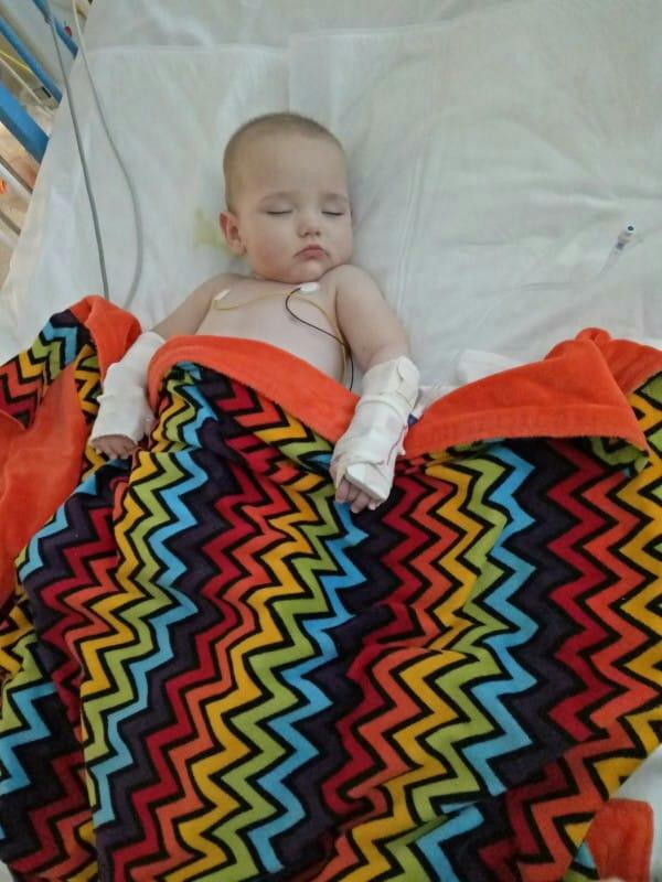 逛超市一不留神孩子被拐,逛超市把孩子弄丢了