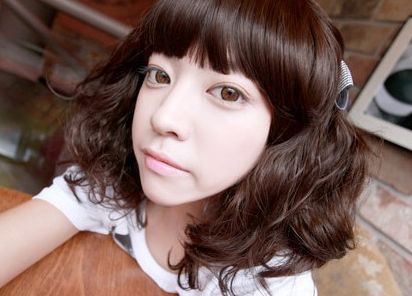 适合染爆顶的头发颜色,中长头发颜色推荐漂染