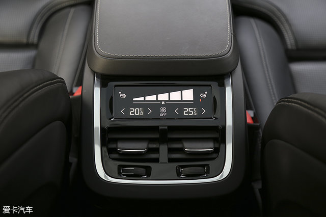 大众途锐对比沃尔沃xc90,大众途锐越野测试xc90