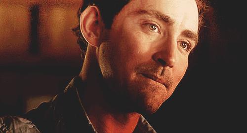 买过假鞋,买假鞋的弊端有哪些呢