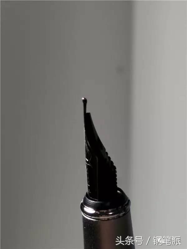 毕加索钢笔916和717哪个好用,毕加索钢笔916和902哪个好