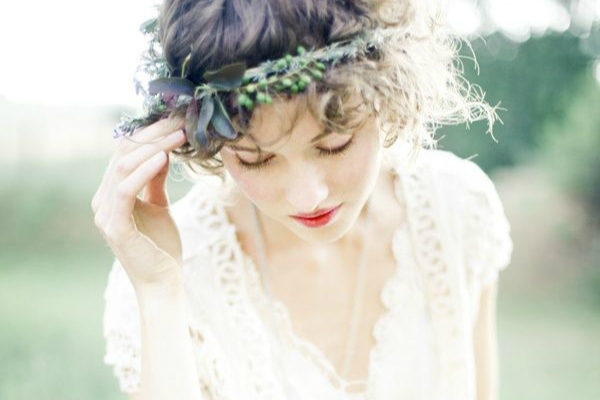 女生跟男生谈恋爱谈得不开心,如果恋爱谈的不开心就不要谈了