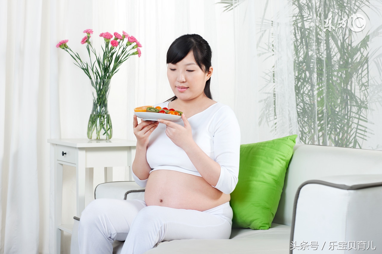 胎儿分娩信号是如何产生的,宝宝是怎样向妈妈发出分娩信号的