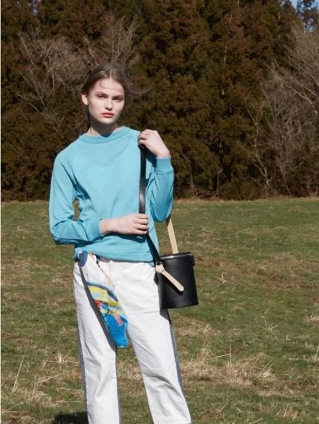 十大入门级轻奢女包千元下,20岁女生适合背什么品牌的包