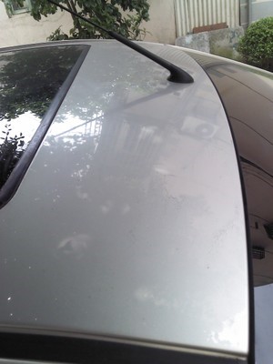 车漆上的502胶水抛光能去除吗,502弄到车漆上怎么处理掉