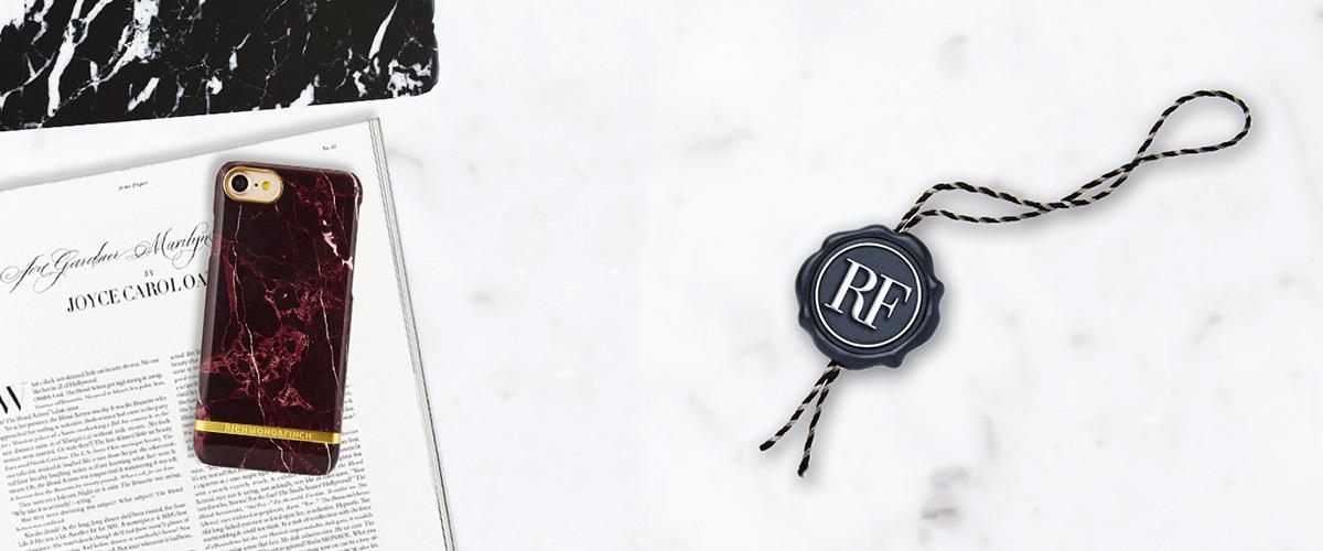 维密模特gigihadid,超模gigihadid的一周时尚穿搭