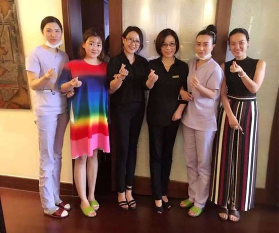 小店也能做成大生意——漂亮女孩杨梦丽的社区小店