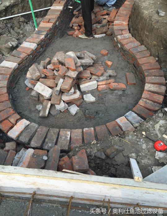 简单实用小庭院鱼池,庭院鱼池改造设计图片