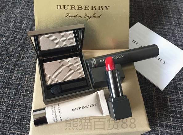 现在要给女朋友送什么礼物好呢,还在纠结送什么礼物给女朋友吗