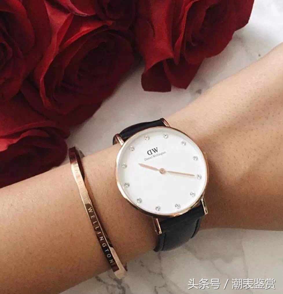 dw手表说明书第四页真假辨别,dw手表怎样验真假