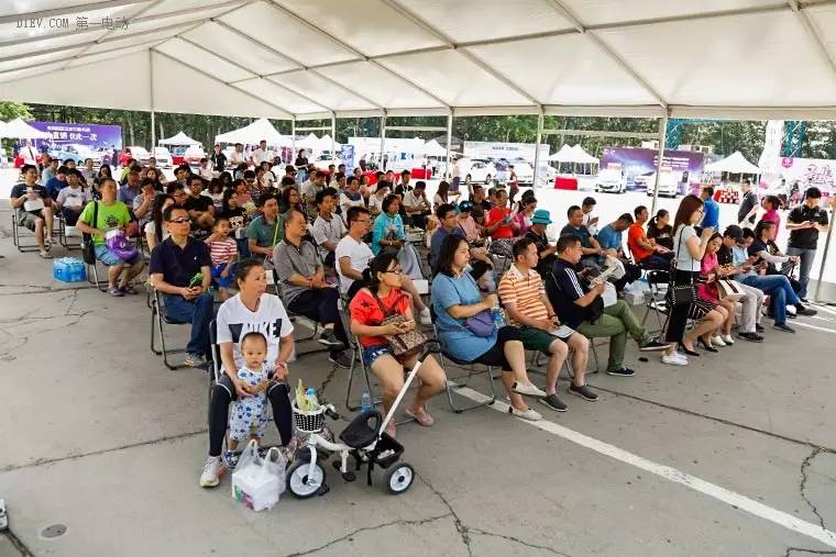 610百团大“赚”购车节完美收官优惠到不可想象签单近百