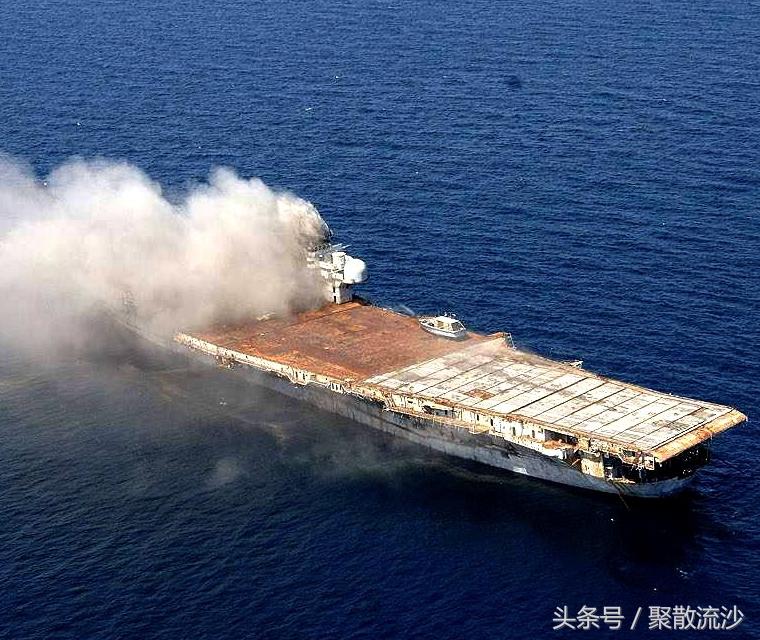 1分钱出售2艘，炸沉3艘封存4艘，美军为什么不出口退役航母？