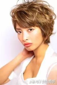 菱形脸的发型妆容设计方案