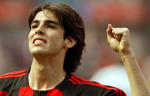 巅峰时期c罗跟梅西谁强,足坛纪录c罗和梅西各占一半