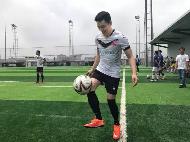 把足球当爱好有必要吗,把足球当一个爱好