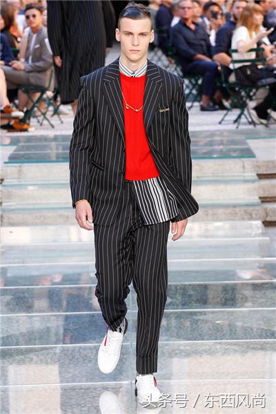 2018春夏巴黎时装周男装,王俊凯米兰时装周2018春夏男装秀