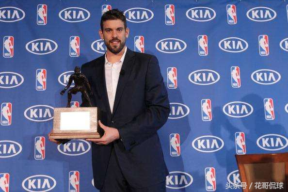 詹姆斯西装穿搭合集,nba詹姆斯炫酷图片大全