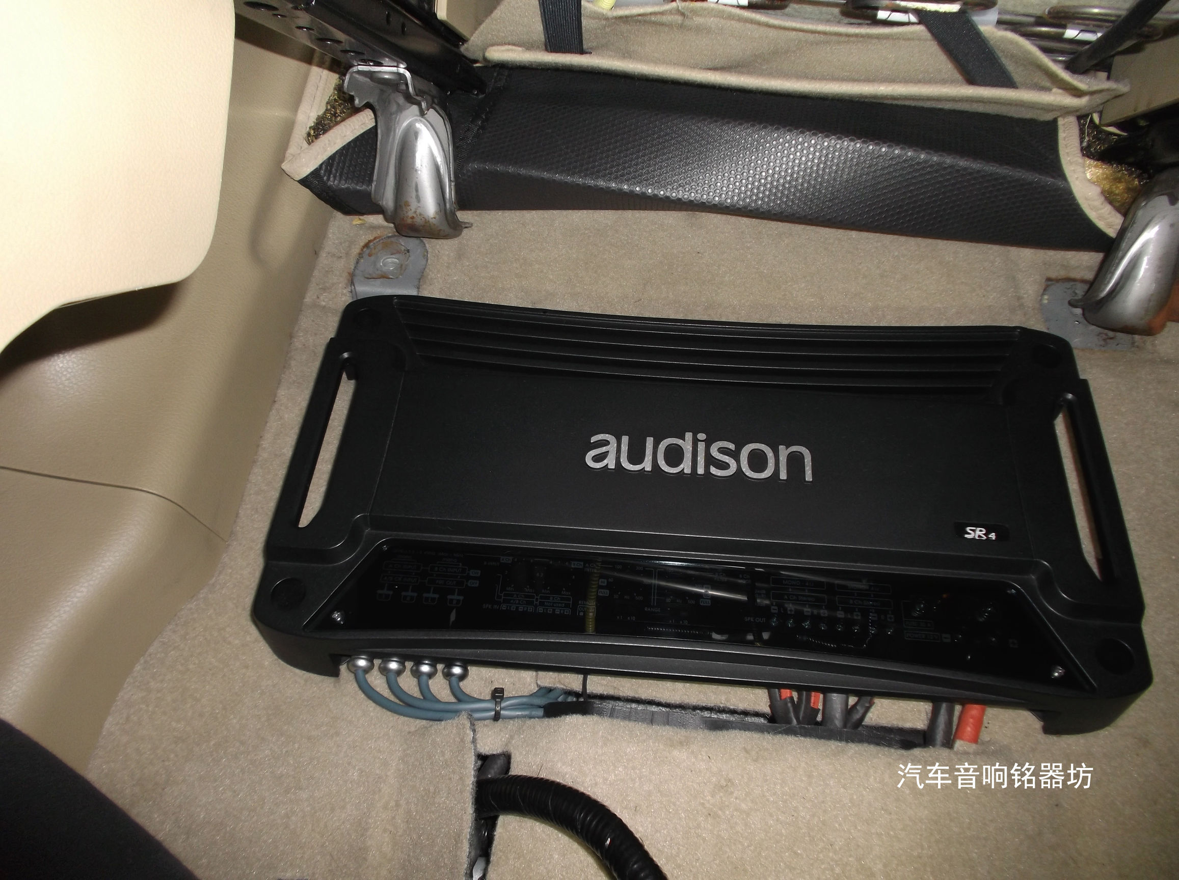 本田奥德赛改装三分频音响,奥德赛东莞汽车三分频音响改装