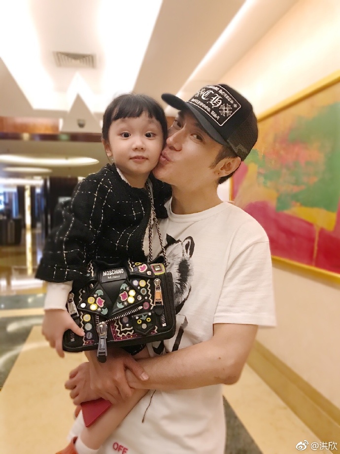 洪欣儿子11岁,洪欣的儿子最新视频