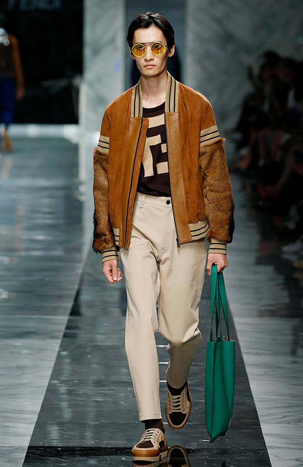 穿成这样男朋友会不会生气,穿成这样的男生还怕是单身狗吗