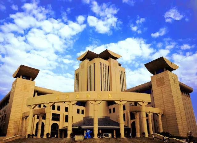 西安最有名旅游景点排名,西安十大值得去的景点排名