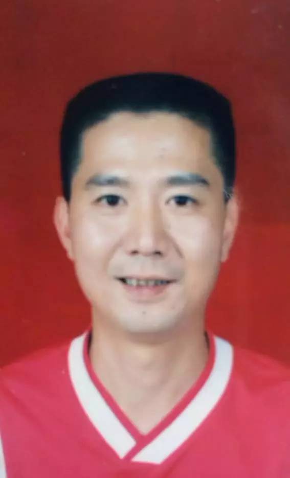 这个暑期,一起来踢球吧!海都足球俱乐部首期30个公益免年费名额等你来抢!