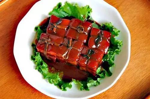 把所有美食都吃完,把所有的美食吃完