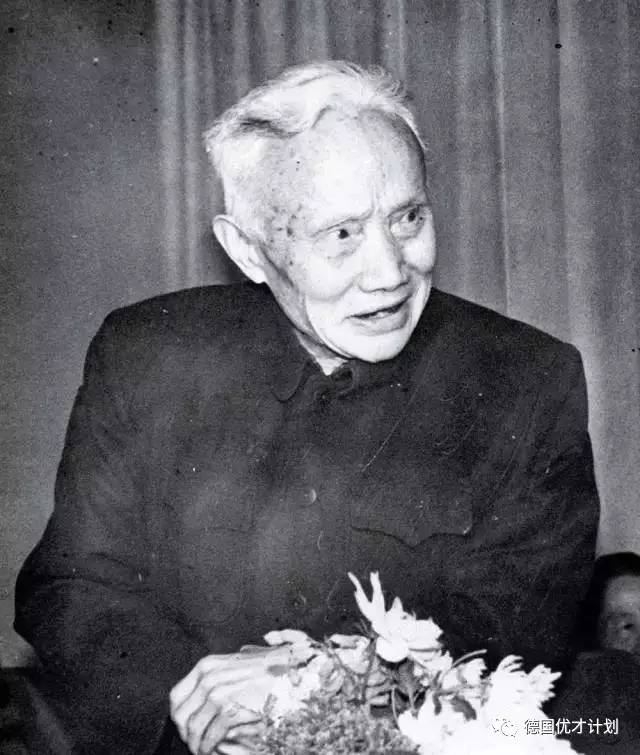 位于穷乡僻壤，入学难度却堪比清华北大，这所100年前的乡村中学，居然秒杀现在的所有大学！