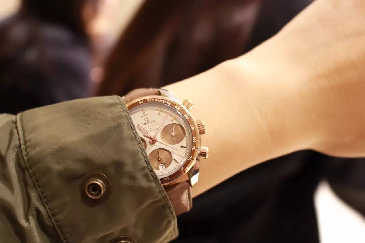 今年买的表,今年买表