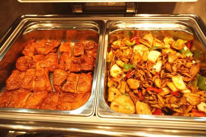 阿尔卑斯比萨牛排自助餐厅神木店,神木比萨