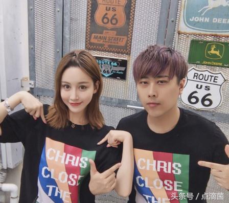 五五开给赵梦玥的老爸买的什么车,五五开给赵梦玥父亲送了什么车