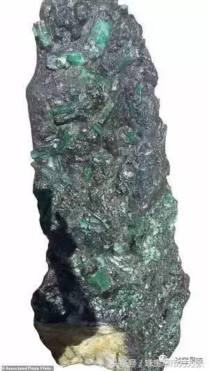 图文并茂,一分钟学会买彩色宝石