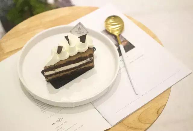 厦门开了一家北欧风蛋糕店!满眼Tiffany蓝!还有可爱到爆的可妮兔、布朗熊……