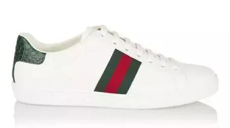 好穿又舒服的小白鞋怎么选,百搭的小白鞋怎么挑选