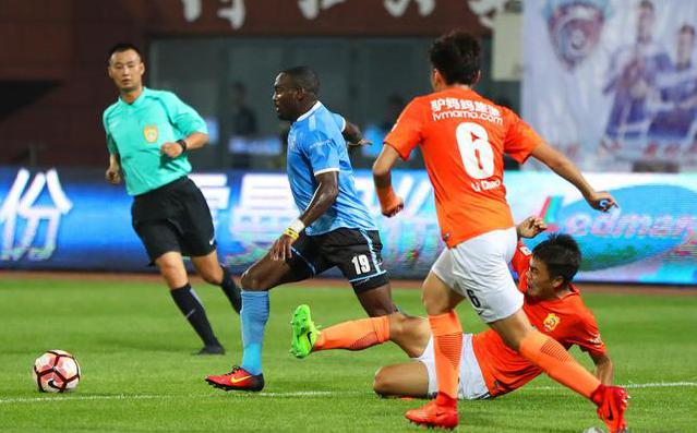 保定容大退赛最后足协怎么处理,保定容大退赛为什么打裁判