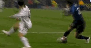 假摔,他们是认真的!下面请欣赏绿茵影帝们的精彩个人秀!