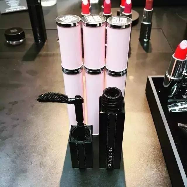 ysl纪梵希阿玛尼档次,纪梵希ysl阿玛尼兰蔻口红哪个好点