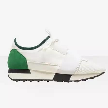 杨幂的最近穿的运动鞋,杨幂穿的薄荷绿运动鞋