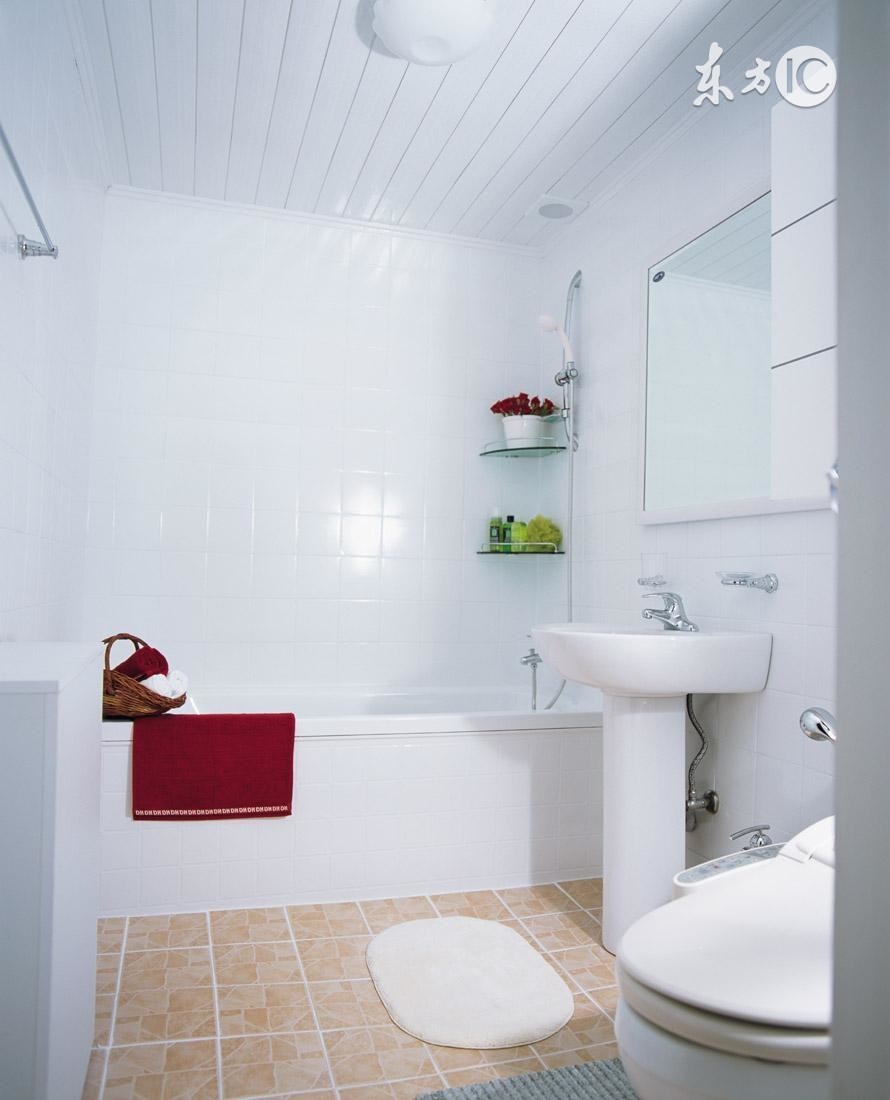 地垫用久了粘住地板如何处理,客厅地垫踩脏了怎么办