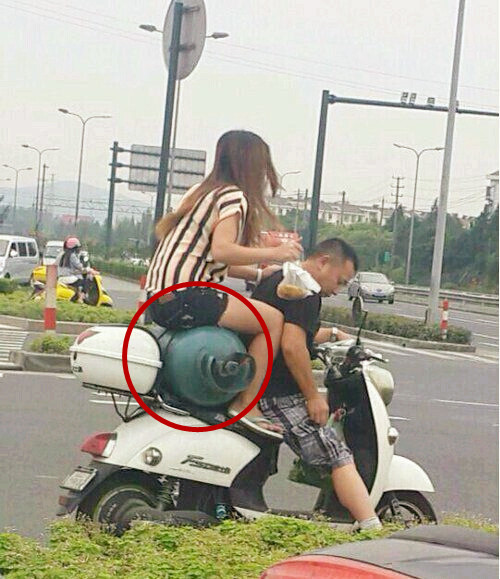 大爷，你这么率性洒脱，大妈知道吗？