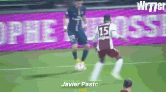 盘点内马尔10大经典任意球破门,经典足球过人集锦