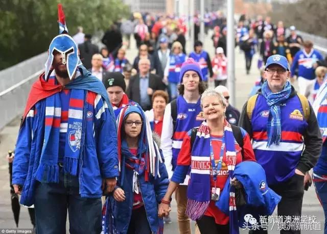 澳式橄榄球和英式橄榄球的区别,澳大利亚的澳式橄榄球也很棒