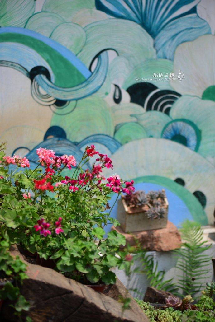 花园拜访,成都玛莉亚色彩花园电话