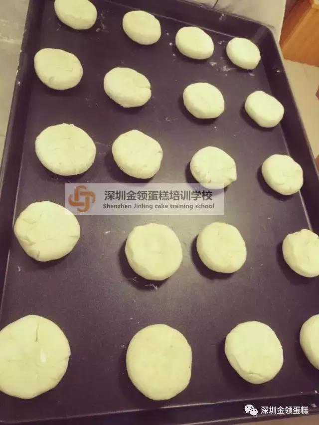 学西点好吗?有前途吗?让我们的伙伴们告诉你答案吧~|深圳学蛋糕|深圳蛋糕培训学校|深圳五大蛋糕学校|